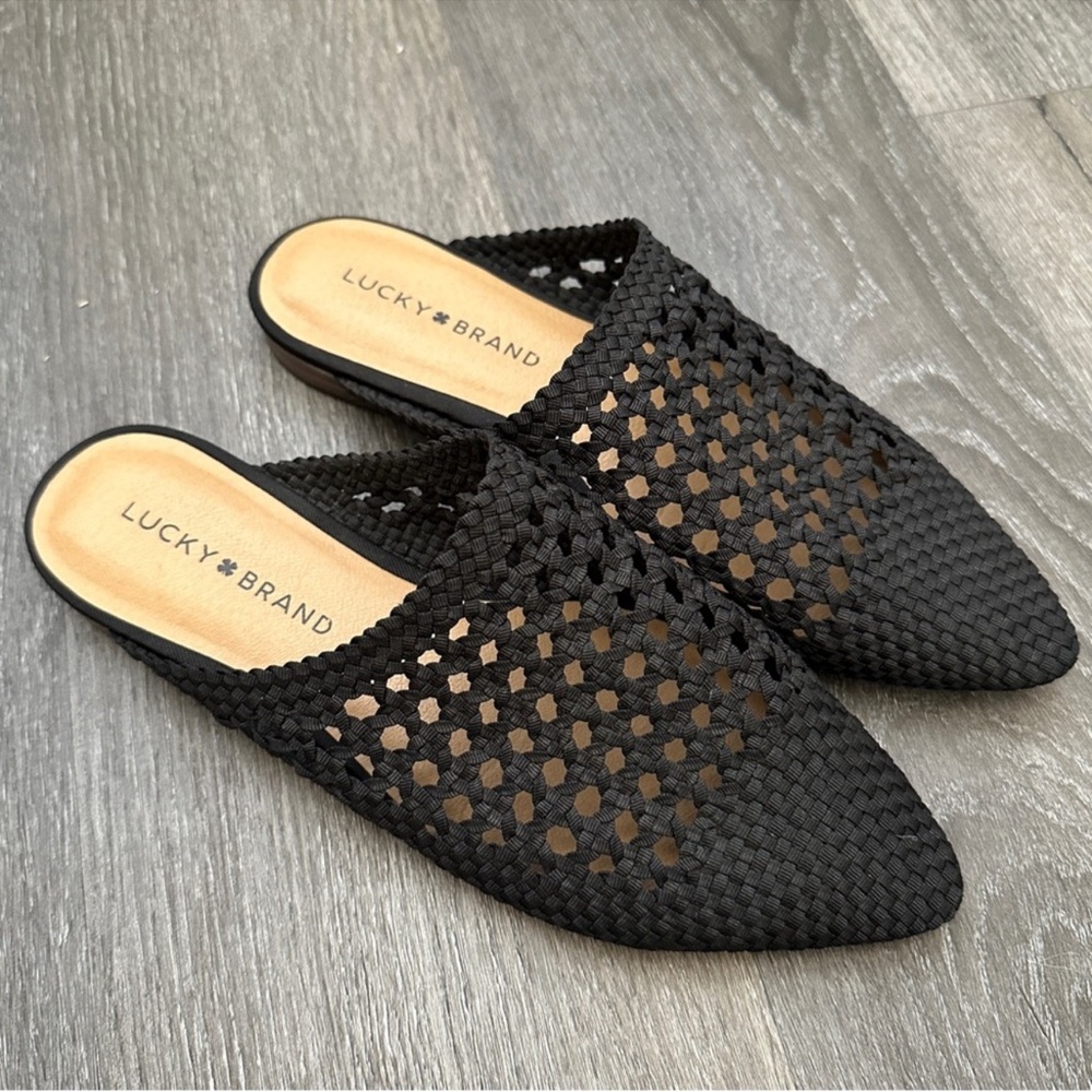 Lucky Brand baylint black woven slip on sandal shoes